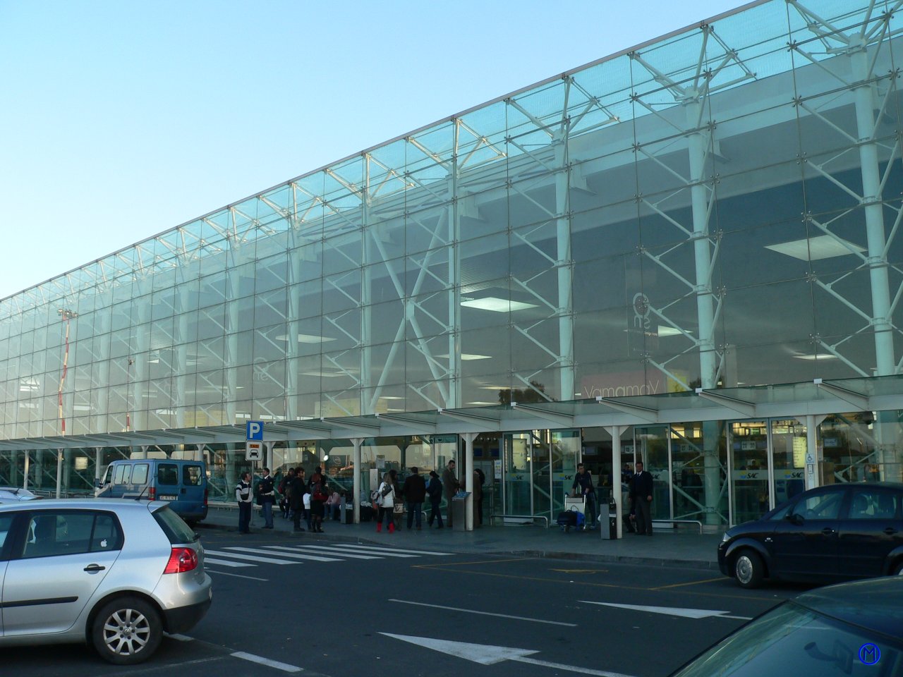 Catania, lancia coltello nella sala partenze dell'aeroporto: denunciato$