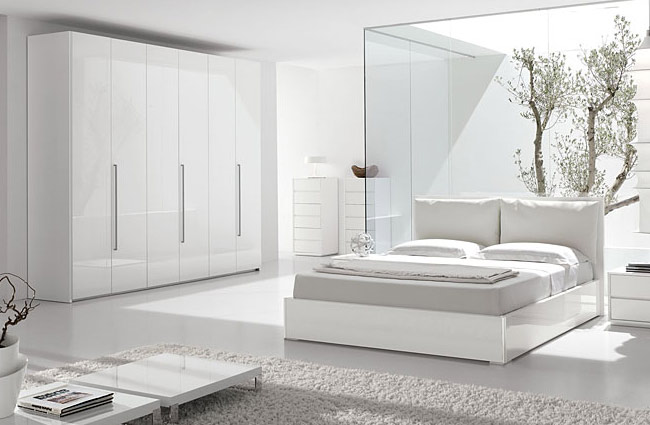 Moderna camera da letto color bianco neve - Notizie.it