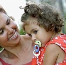 Come far smettere al bambino l’uso del ciuccio