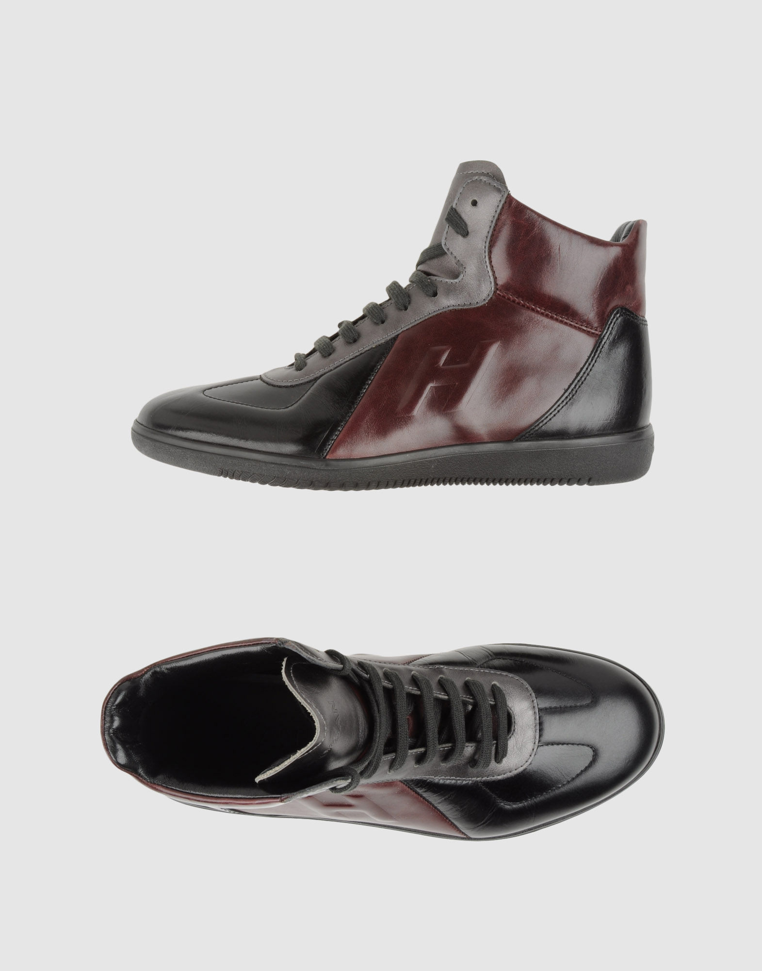 Modelli disponibili Scarpe online ♥ We feel shoes ♥ We love shoes ♥ We are shoes ♥ Con più di marche e più di modelli, gli amanti delle scarpe e dello shopping troveranno sicuramente il paio di scarpe che fa per loro da Sarenza.