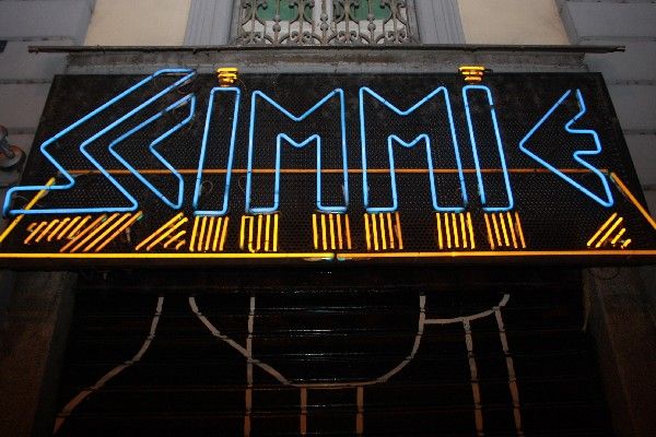 Musica a Milano ci risiamo: Chiuso le Scimmie