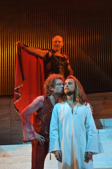 Matteo Becucci/Judas; Paride Acacia/Jesus; Mario Venuti/Pilates Matteo Becucci/Judas; Paride Acacia/Jesus; Mario Venuti/Pilates