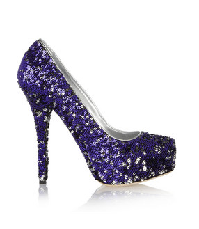 Dolce & Gabbana: décolletés in strass viola e argento, Collezione Autunno/Inverno 2011/2012