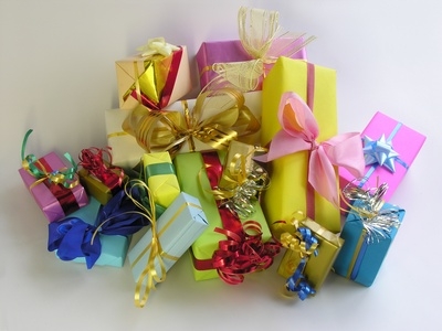 great-holiday-gifts-friends-1.1-800x800