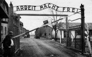 L'ingresso di Auschwitz