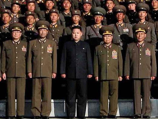 KOREA_-_kim-jong-un_and_generals