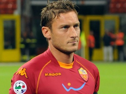 TOTTI-E-LA-CAVIGLIA-CONTUSA-e1322750602169