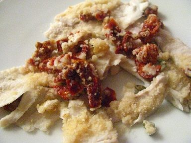 filetti-di-merluzzo-in-salsa-di-pinoli-e-pomodori-secchi