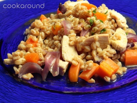 insalata-di-farro-con-pollo-e-carote-bigwm