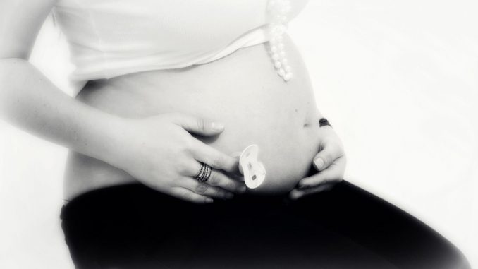 pregnant-776506_960_720