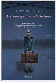 Avevano spento anche la luna