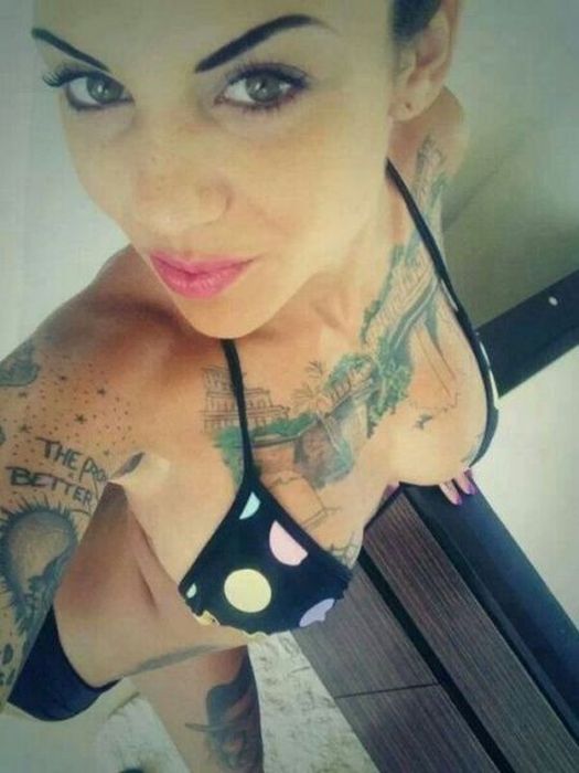 tattooed_girls_24