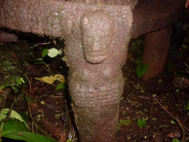 Statua-con-volto-umano