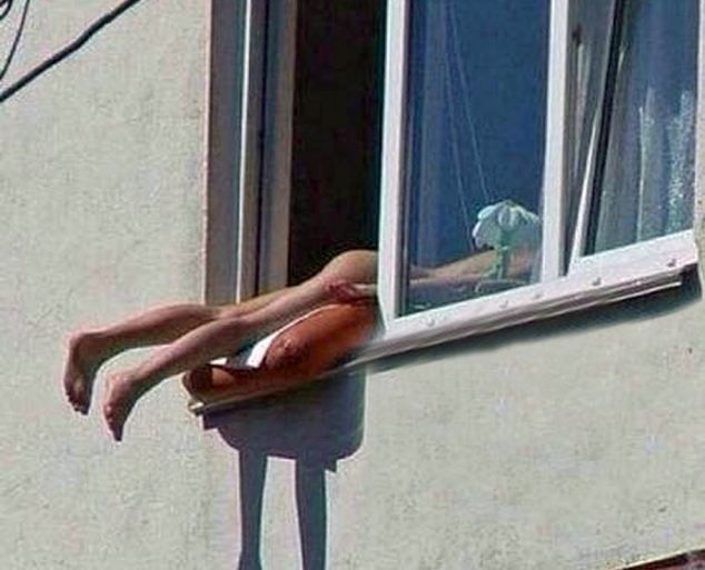prendere sole alla finestra