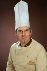 832 N Roberto Cantolacqua