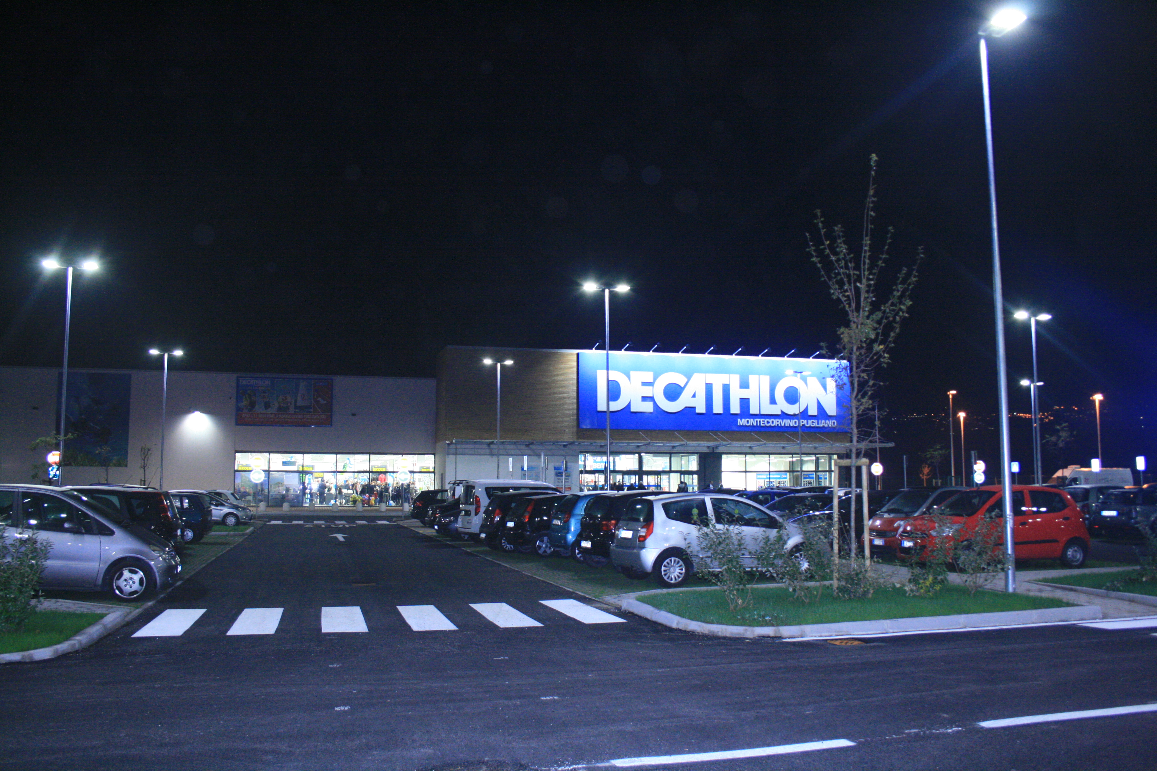 esterno-decathlon-montecorvino-pugliano