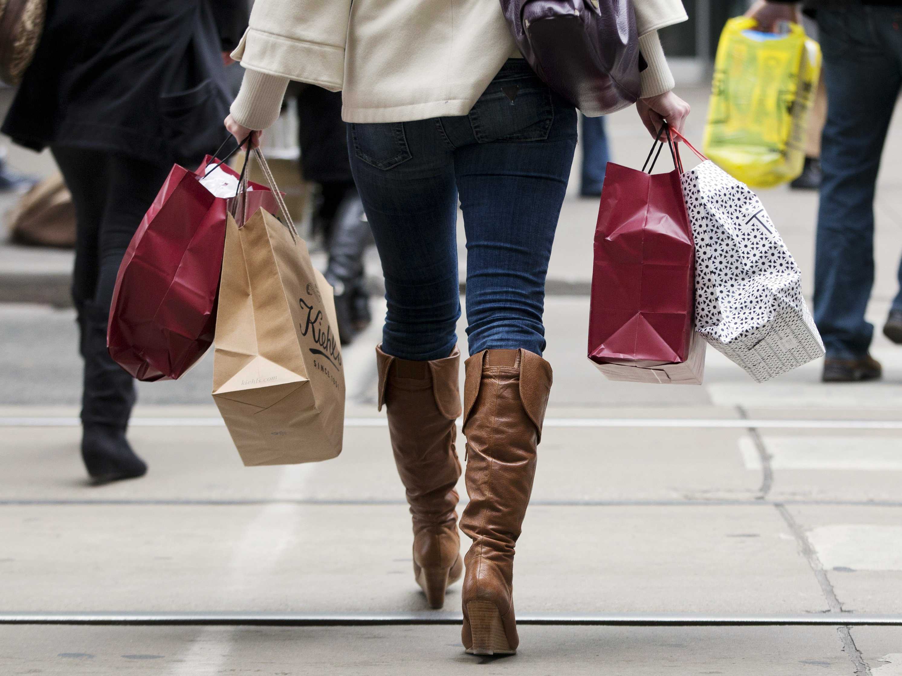 5-holiday-shopping-tips-to-stay-on-budget