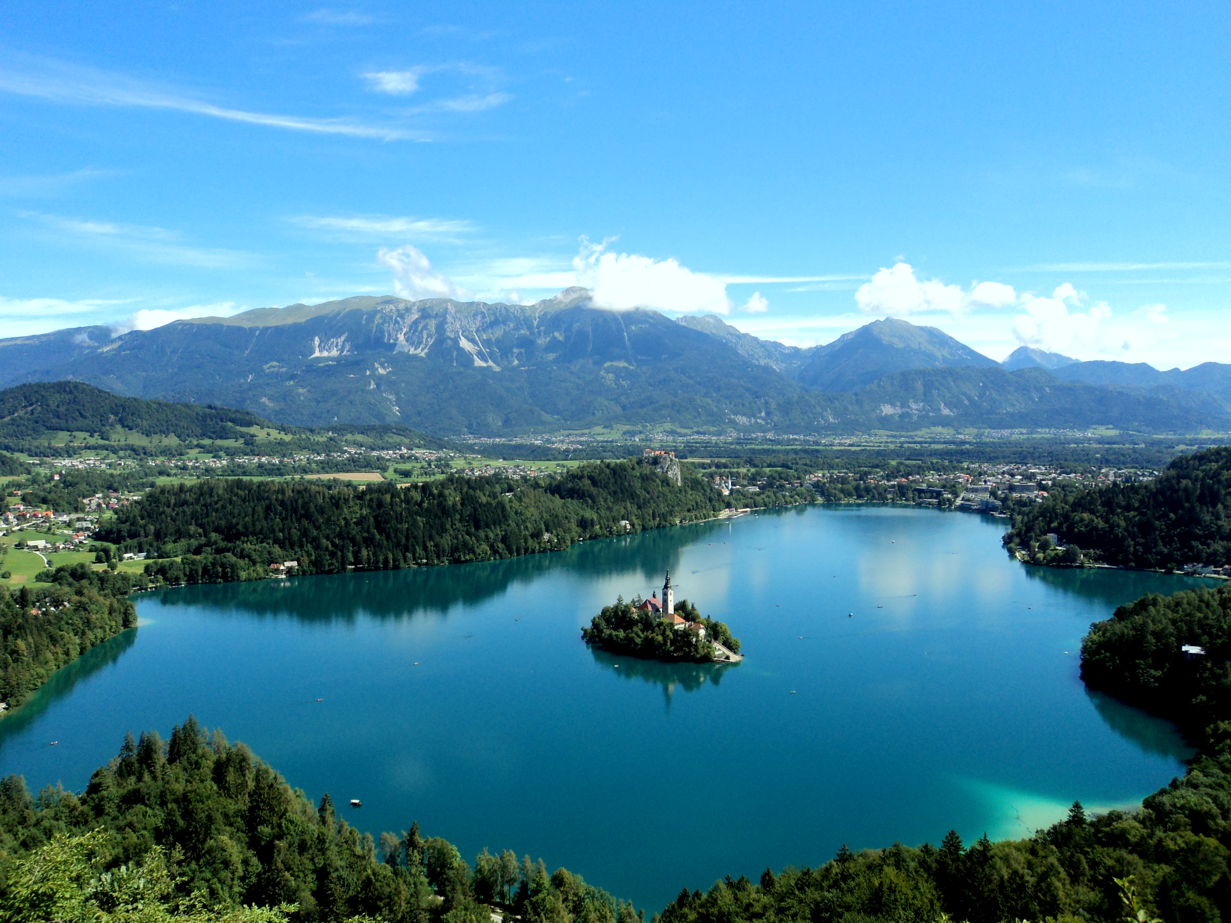 Avete bisogno di relax Visitate l'Isola di Bled in Slovenia 2015 Avete bisogno di relax? Visitate l'Isola di Bled in Slovenia 2015 chiesa