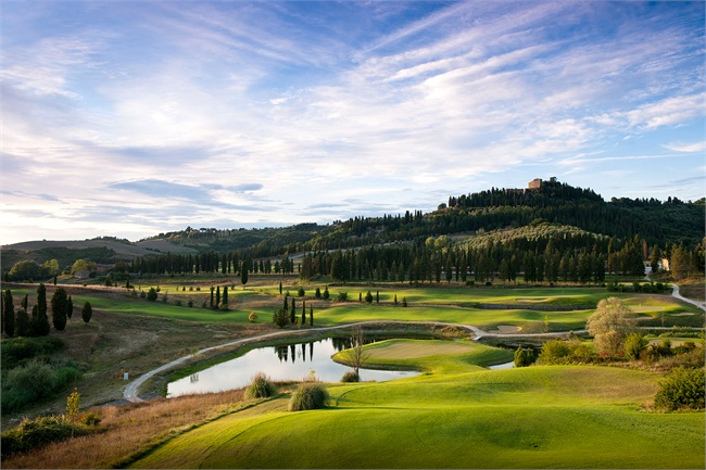 Torna indietro nel tempo e vivi lo stile di vita medievale in Toscana Resort Castelfalfi Torna indietro nel tempo e vivi lo stile di vita medievale in Toscana Resort Castelfalfi ville