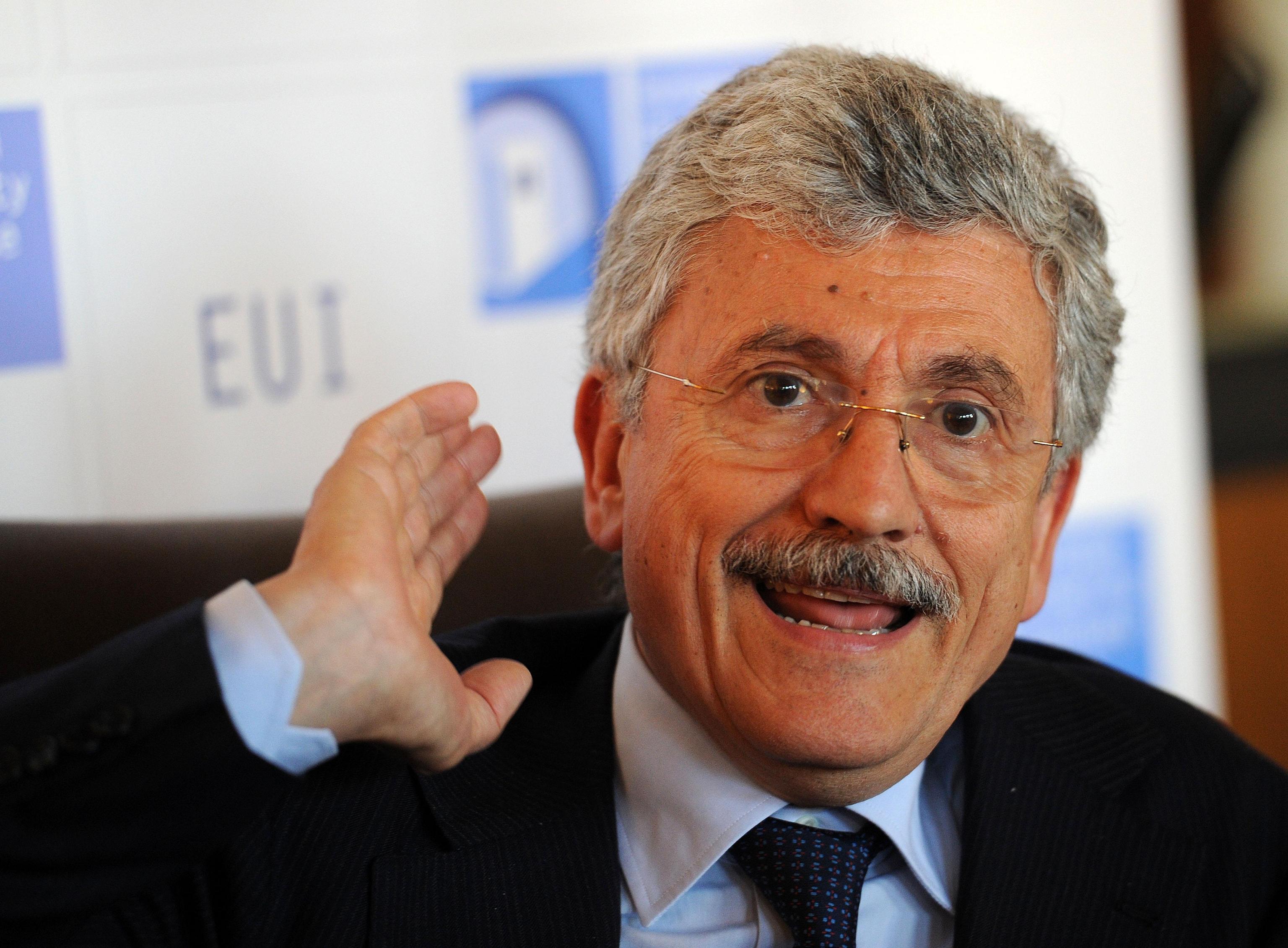 PD SI PREPARA AL PEGGIO; D'ALEMA, CON RENZI VINCIAMO