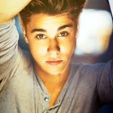 Justin Bieber E'' il baby-sitter migliore del mondo Justin Bieber: “E' il baby-sitter migliore del mondo” novità