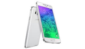 Samsung Gaalxy A3 caratteristiche tecniche Samsung Gaalxy A3: caratteristiche tecniche novità