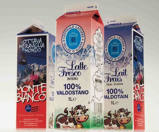 le-nuove-confezioni-di-latte-fresco-della-centrale_15356