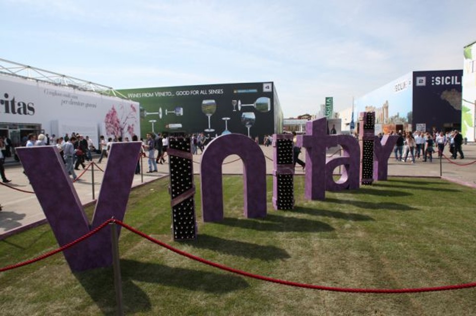 vinitaly-foto-insegna