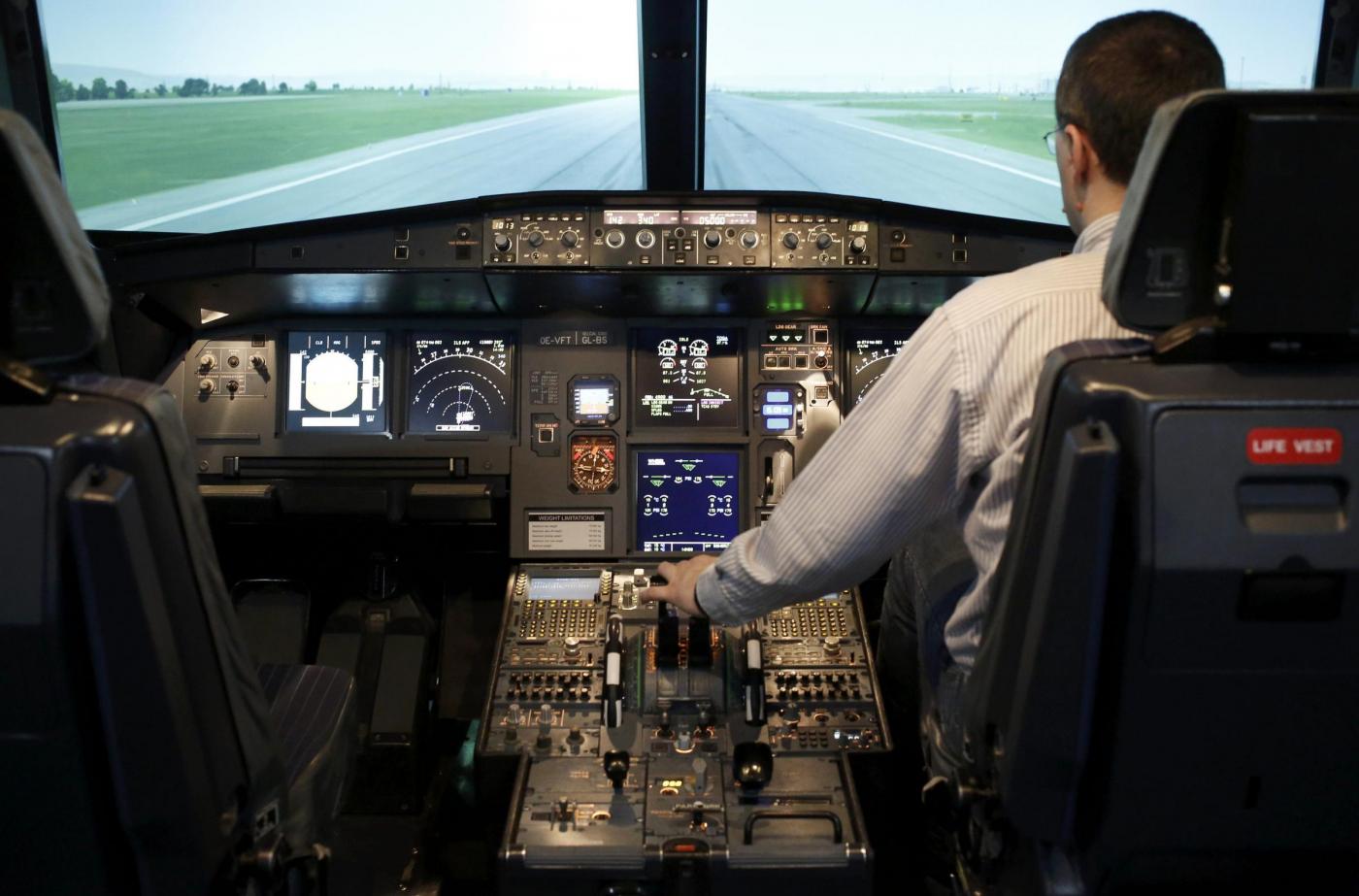 Schianto aereo, simulazione di volo su Airbus A320