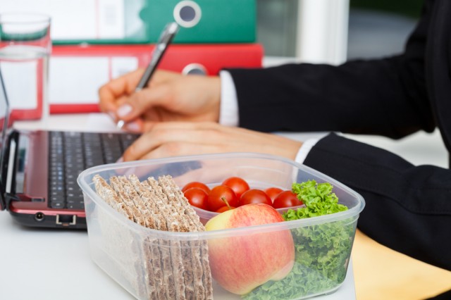 ricette-mangiare-ufficio-modo-sano-sostenibile-1-640x426