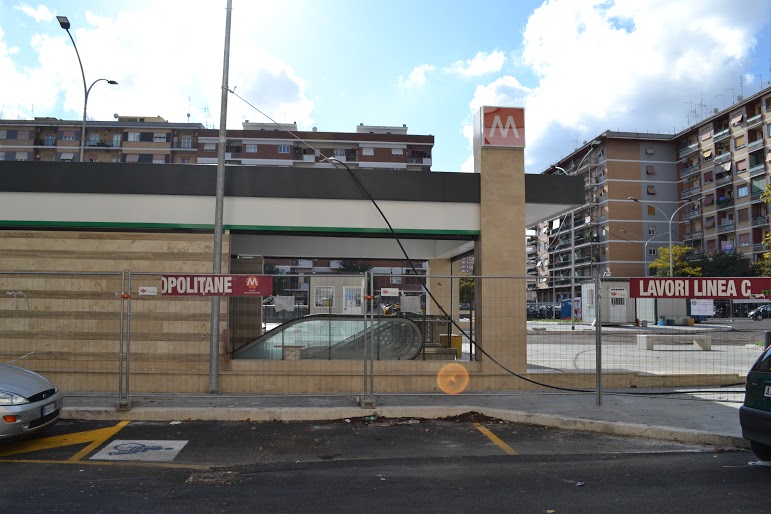 stazione piazza Lodi Roma Metro C stazione piazza Lodi Roma Metro C