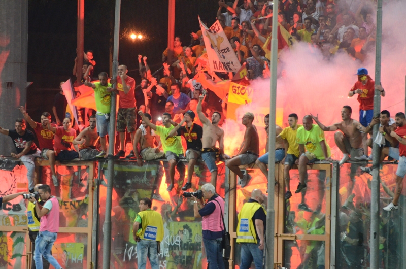 tifosi-messina-festa