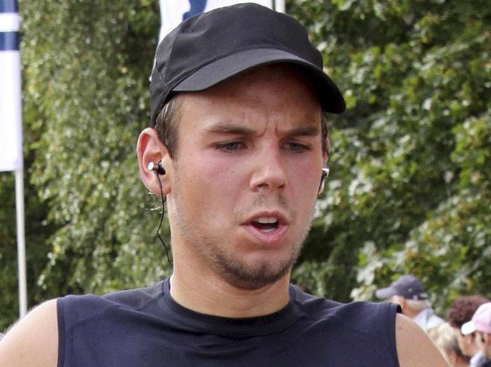 Bild, prima dell'impatto Lubitz provò a cambiare rotta