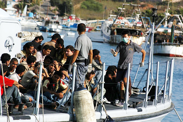 Lampedusa_migants