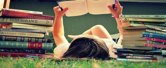 ragazza-che-legge