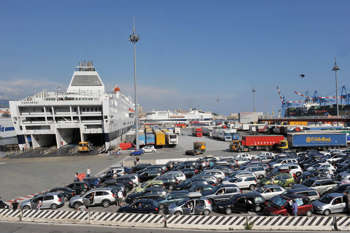 ESTATE: 11 MLN IN VIAGGIO, DOMANI BOLLINO NERO
