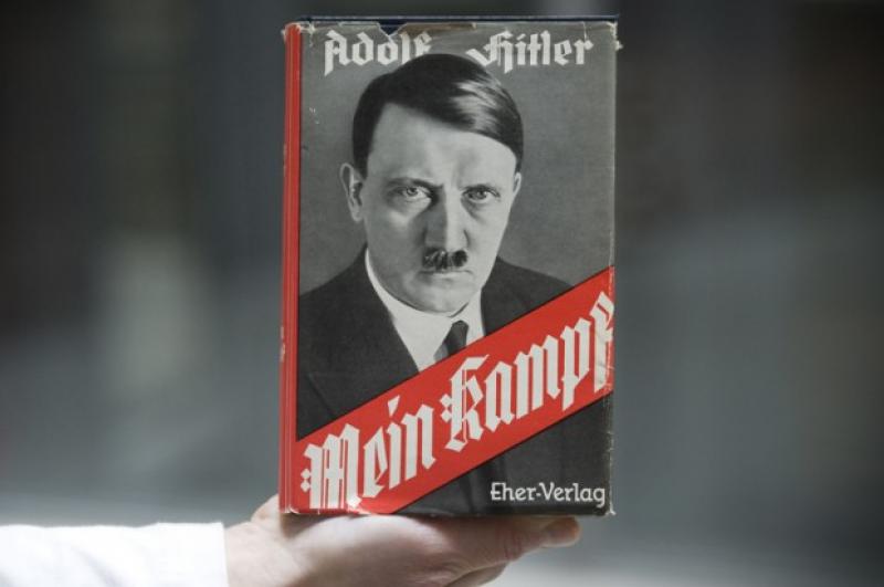 mein-kampf-manifesto-296731
