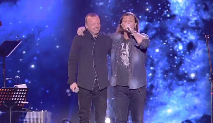 Gianluca Grignani ubriaco sul palco il cantante replica alle accuse