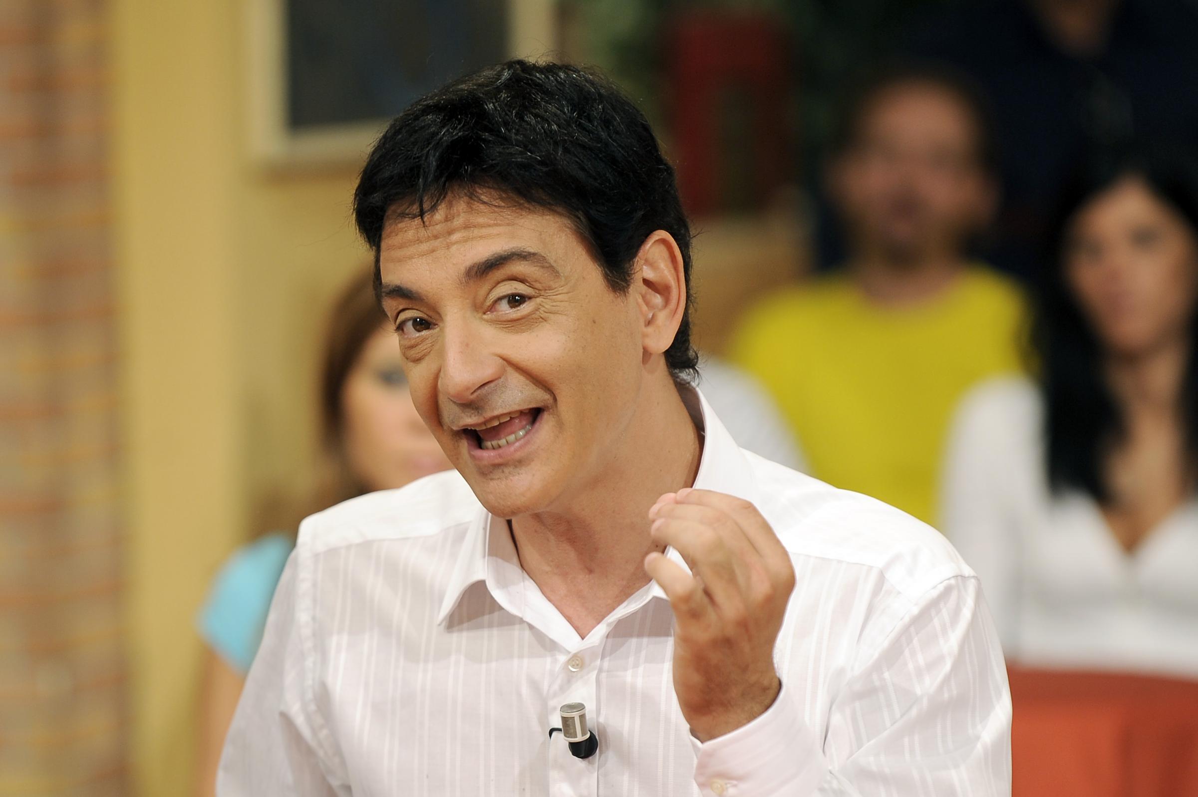 Paolo Fox si arrabbia in diretta Paolo Fox si arrabbia in diretta