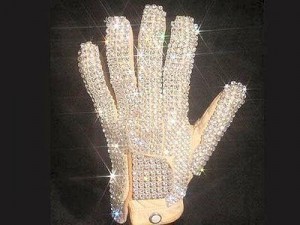 Asta con gli oggetti appartenuti a Micheal Jackson, 2 milioni di Dollari di proventi!