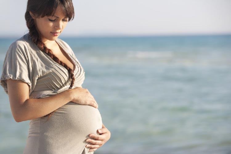 Napoli, 19enne muore durante l'aborto
