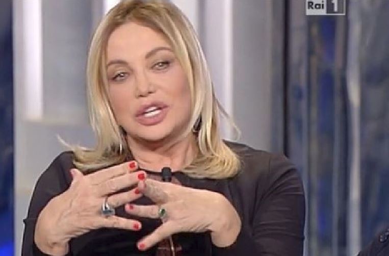 simona izzo