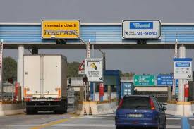 Autostrade: nel 2011 previsti rincari sul prezzo dei pedaggi