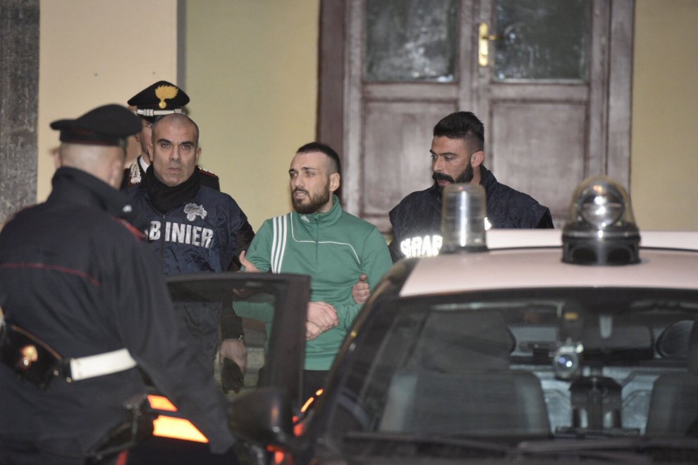 Arrestato il detenuto evaso dall'ospedale Cardarelli di Napoli Arrestato il detenuto evaso dall'ospedale Cardarelli di Napoli