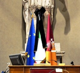 Soldati caduti in Afghanistan, a Roma lutto cittadino nel giorno dei funerali