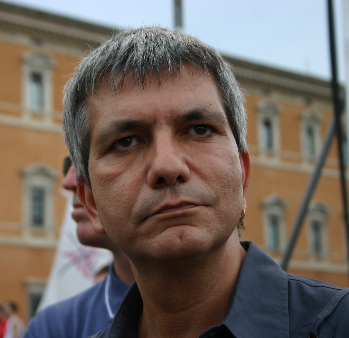 Vendola,_Nichi_-_al_Pride_di_Roma_16-6-2007_-_Foto_Giovanni_Dall'Orto2