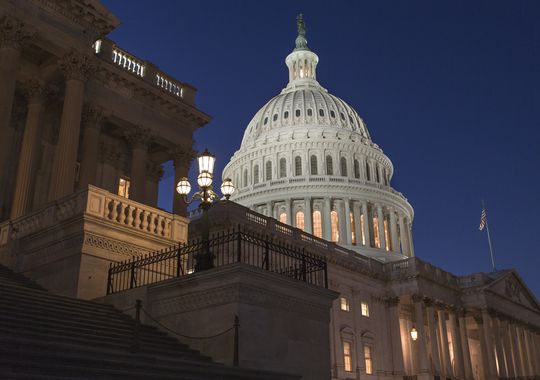 Usa, rinviata riforma Obamacare