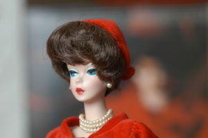 Come aggiustare i capelli della tua Barbie
