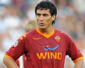 Burdisso e Mexes salvati dai gol