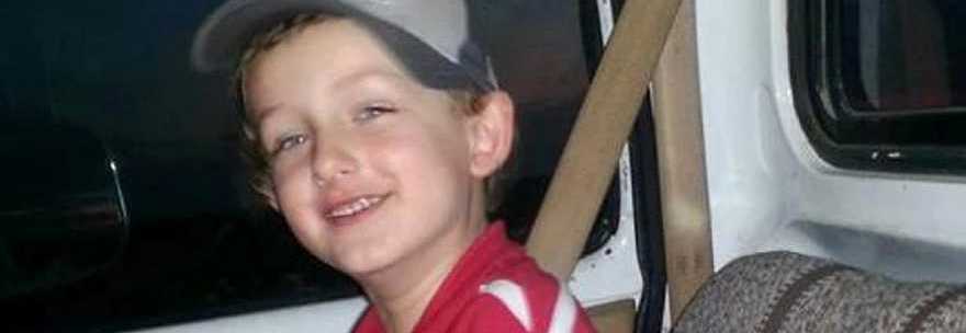 Bimbo di 6 anni autistico ucciso dalla polizia: "il padre in macchina aveva le mani alzate"